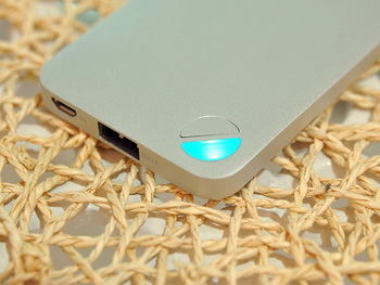 Capacity External Battery LUXA2 P2 is 5000 mAh